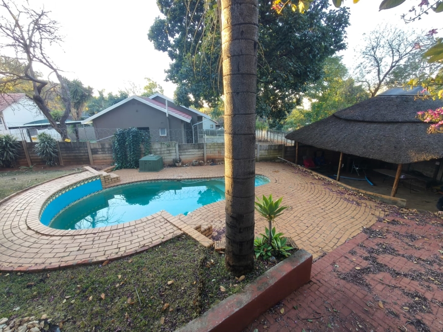 To Let 3 Bedroom Property for Rent in Safari Gardens North West